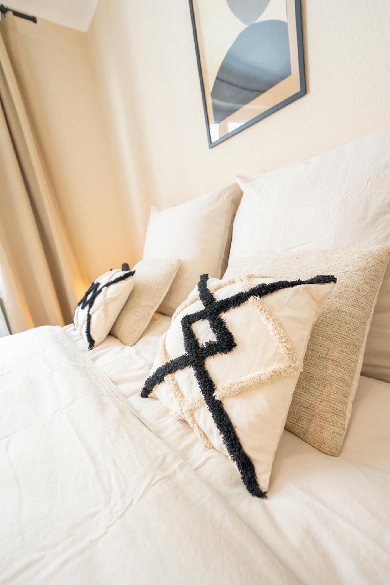 -Super Zentrales Zimmer- Direkt An Der Lutter! Bielefeld Esterno foto