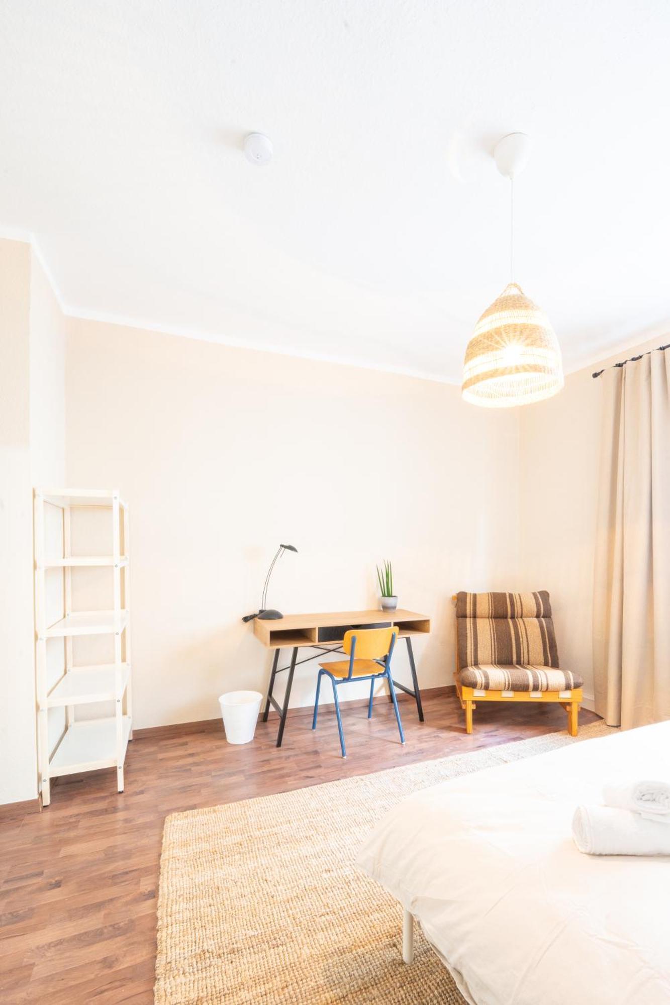 -Super Zentrales Zimmer- Direkt An Der Lutter! Bielefeld Esterno foto