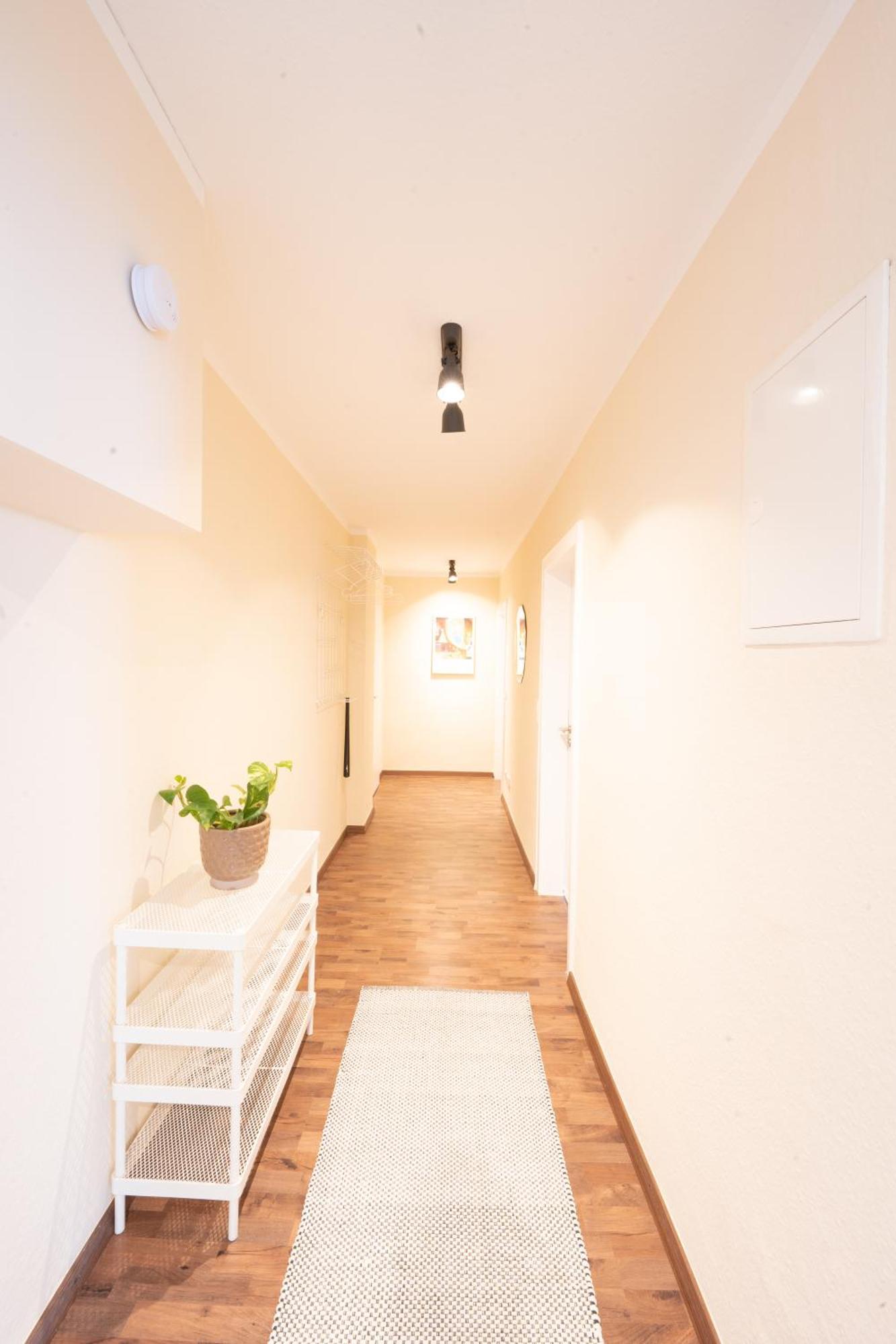 -Super Zentrales Zimmer- Direkt An Der Lutter! Bielefeld Esterno foto